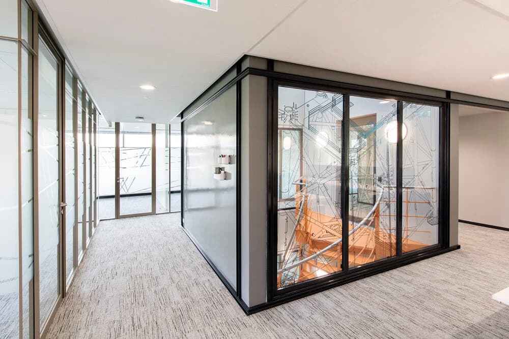 Seaway Heavy Lifting by Plan@Office