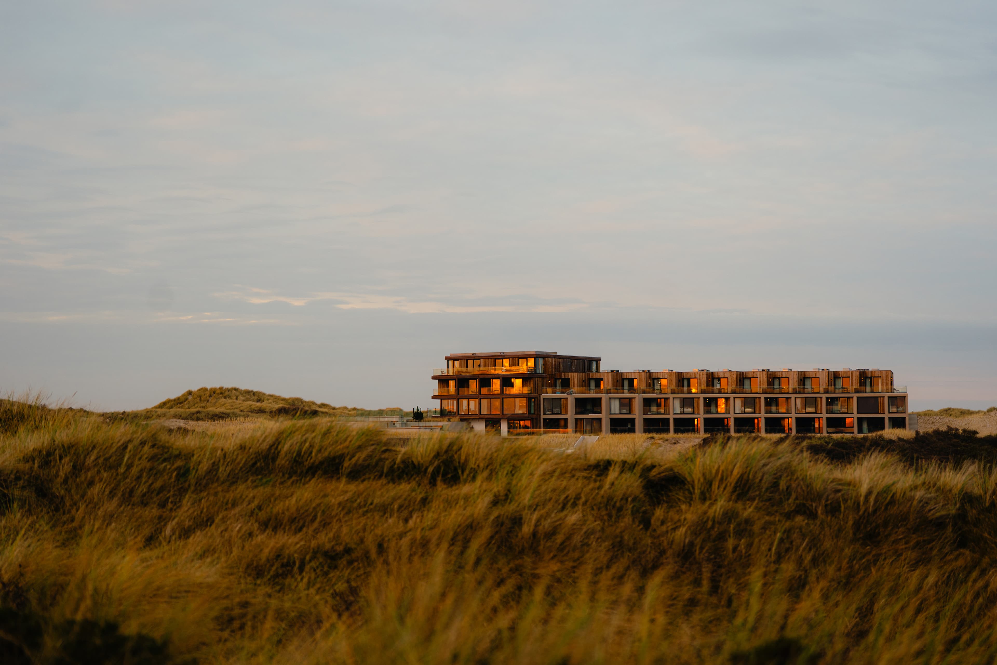 Elements Hotel Terschelling x HINABAAY