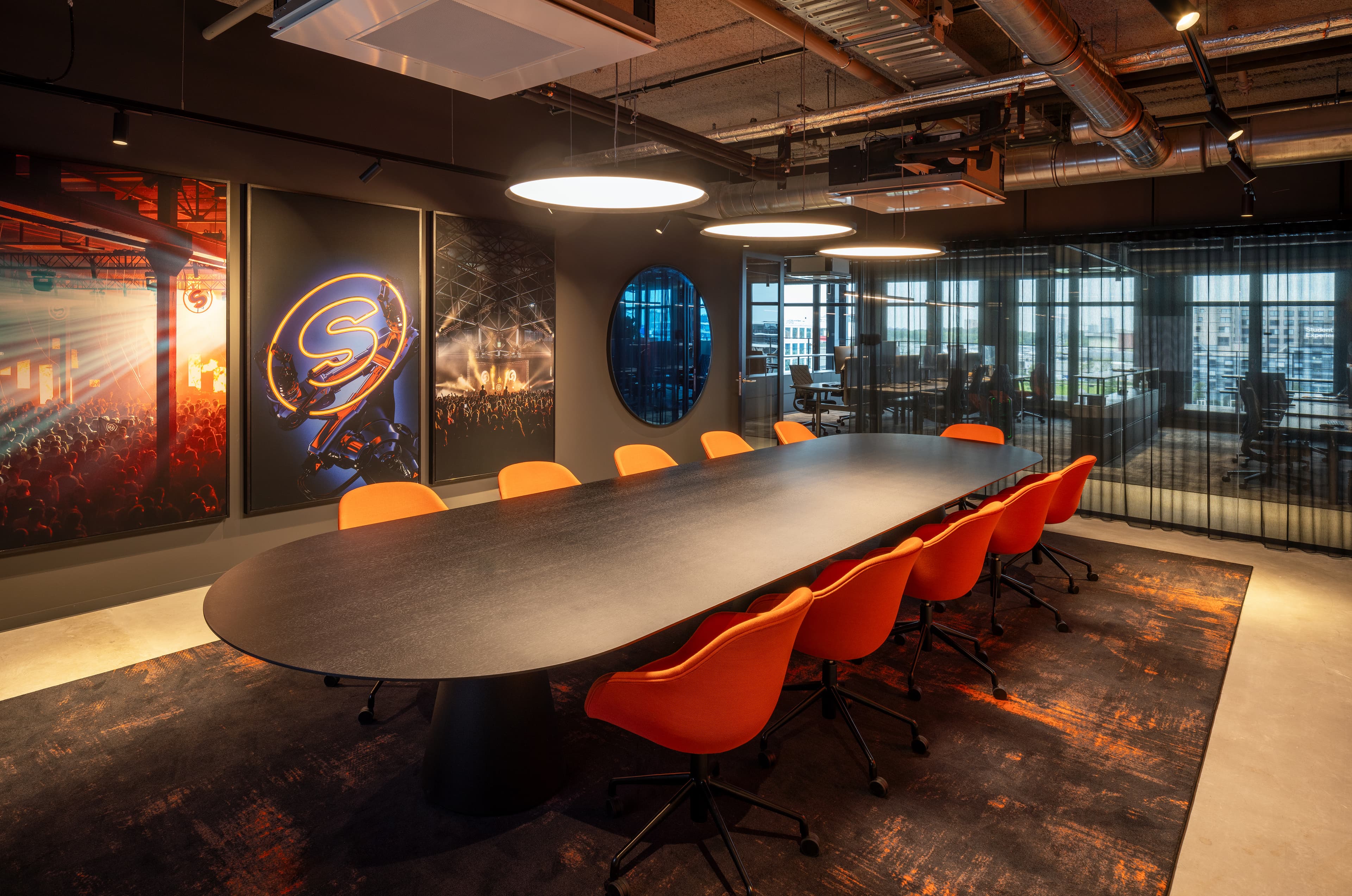 Warner Music Group & Spinnin' Records x HofmanDuJardin